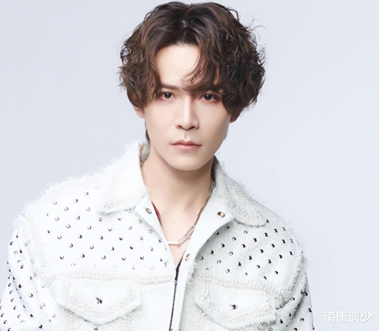 至上励合|至上励合成团14周年,张远靠0713男团翻红,1人忙带货,3人待业中