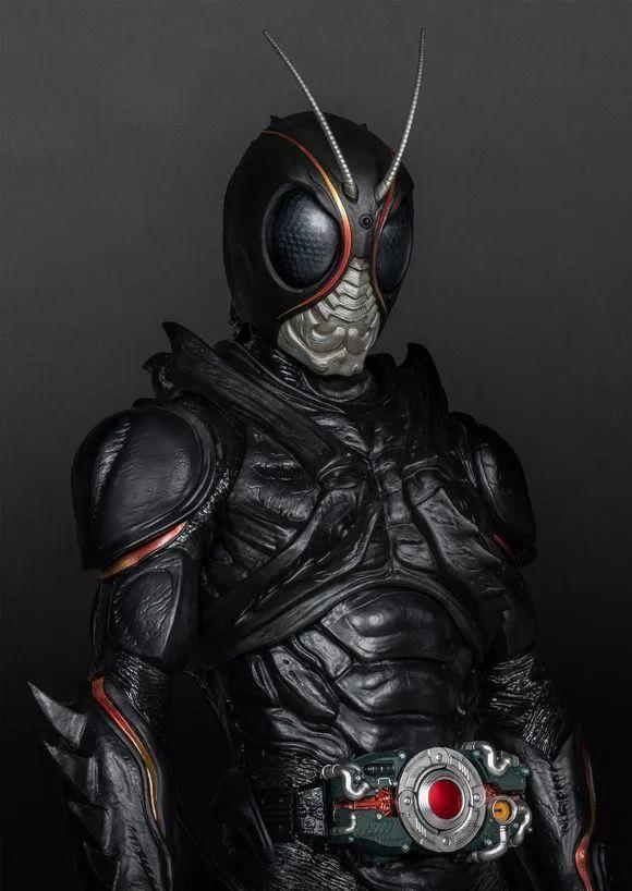 漫画|假面骑士BlackSun造型公开,妥妥的黑色蝗虫怪人