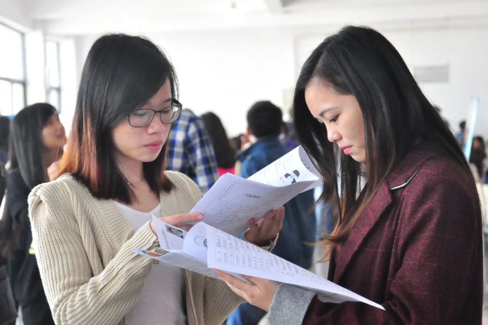 求职|什么工作还要学生会副主席亲自找？找工作还耍大牌，结局大快人心