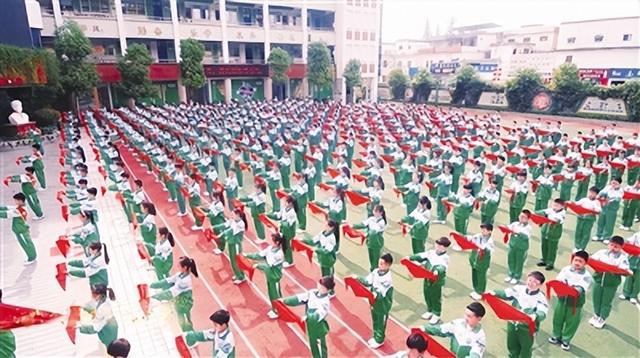 南阳|出彩南阳 建强副中心 奔向新辉煌⑨为民筑就幸福城