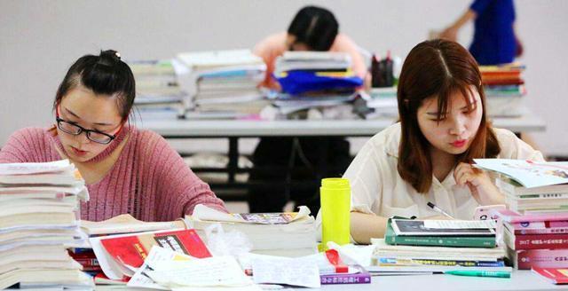 专升本|2022年起,专科生“可免试”升本科制度,大学生听后心动不已!