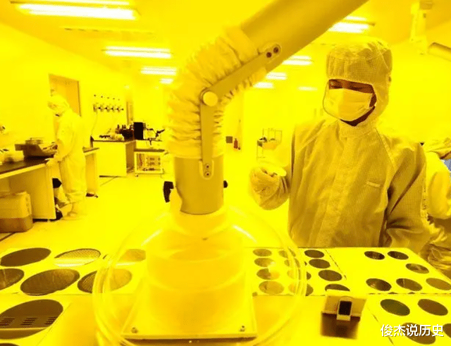 光刻胶|南大光电正式官宣,事关国产光刻胶,打破日本垄断