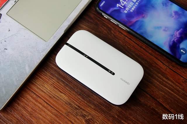 扫地机器人|出差旅行途中办公、娱乐必备上网神器：华为随行WiFi 3