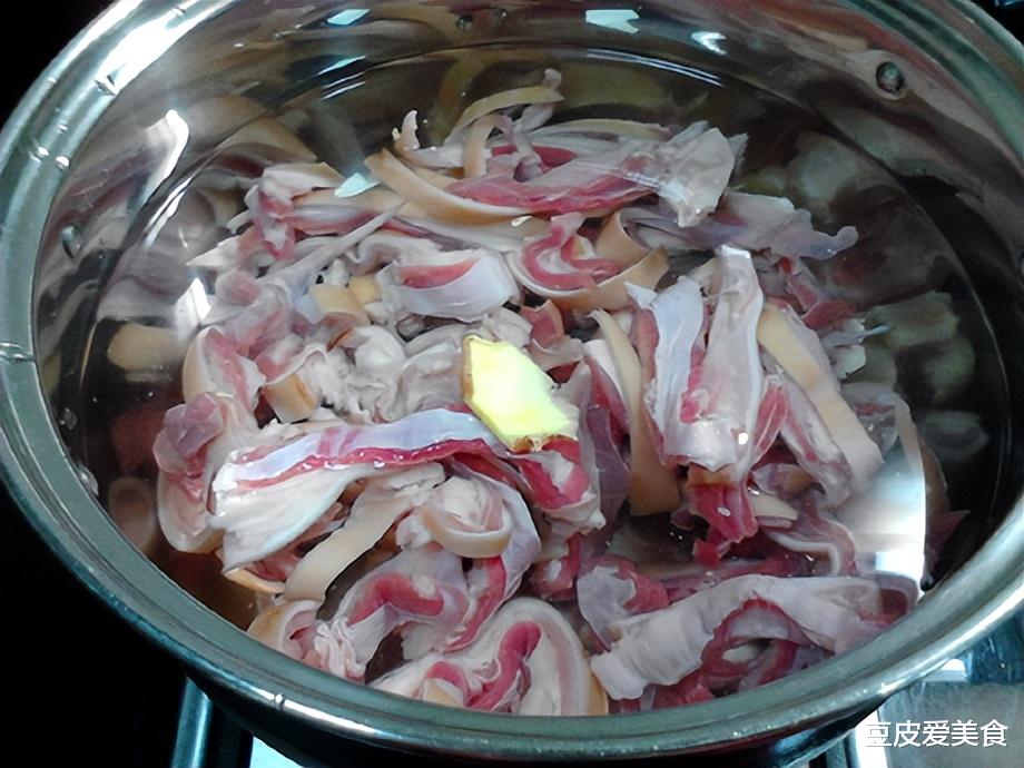 建议女人，有钱没钱，入冬少吃猪肉，常吃5种肉，皮肤好，气色足