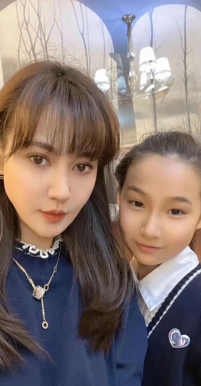 奥斯卡|6位女星未动脸时,张檬卫子夫惊艳,贾青艳彩可爱