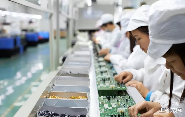 用工荒|工厂出现“用工荒”,却仍不愿涨工资,离职工人说出“内幕”!