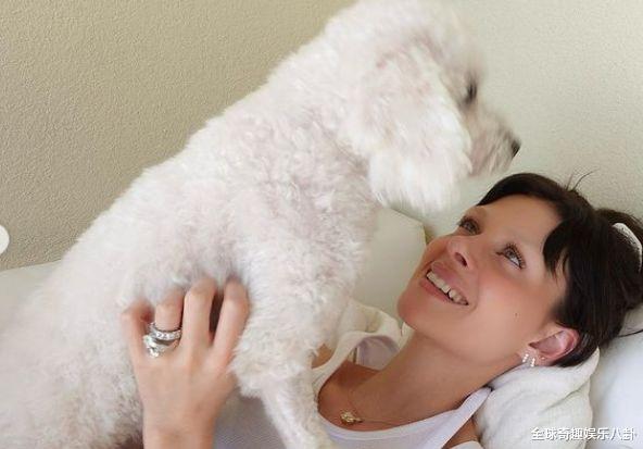 羔羊|布鲁克林·贝克汉姆和尼古拉·佩尔茨为他们的家庭添丁：你见过羔羊了吗？