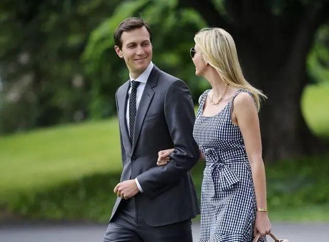 相声|一部电影破防全美国?《不要抬头》:在座的各位都是垃圾