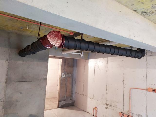 听说楼下把卫生间改成了衣帽间,心理压力倍增,改主卫没那么简单