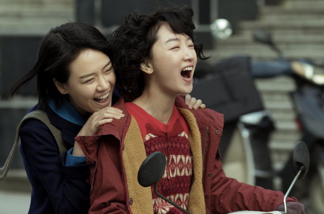 周冬雨|周冬雨秀半裸大片,被网友群嘲,演员为什么总想盘外招?