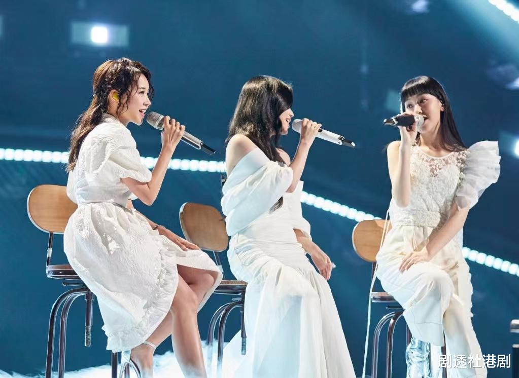 香港|与男友异地恋隔空谈情!香港名歌手发展对准内地市场:想赚好多钱