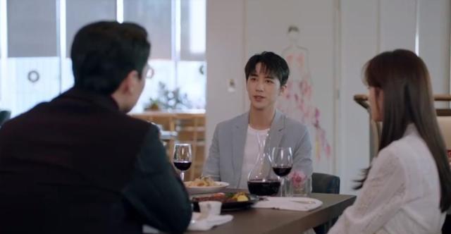 萧尚麒|谁都知道我爱你:萧尚麒将菲儿抱走,丢下何笑然,缘于那一丝恨意