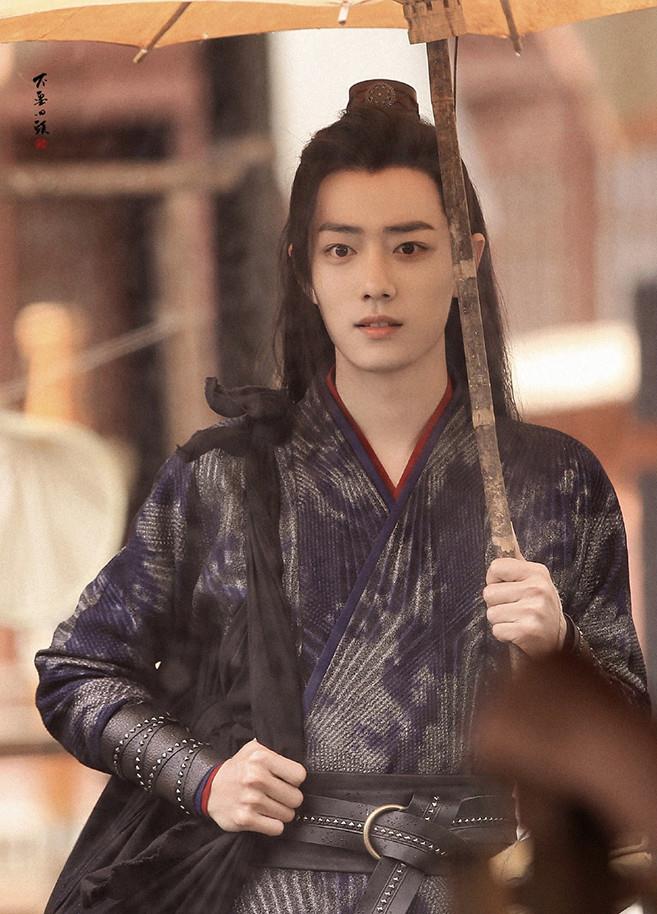 肖战|网路提及“古装美男”TOP 10：龚俊客行第六，肖战魏无羡竟才第五