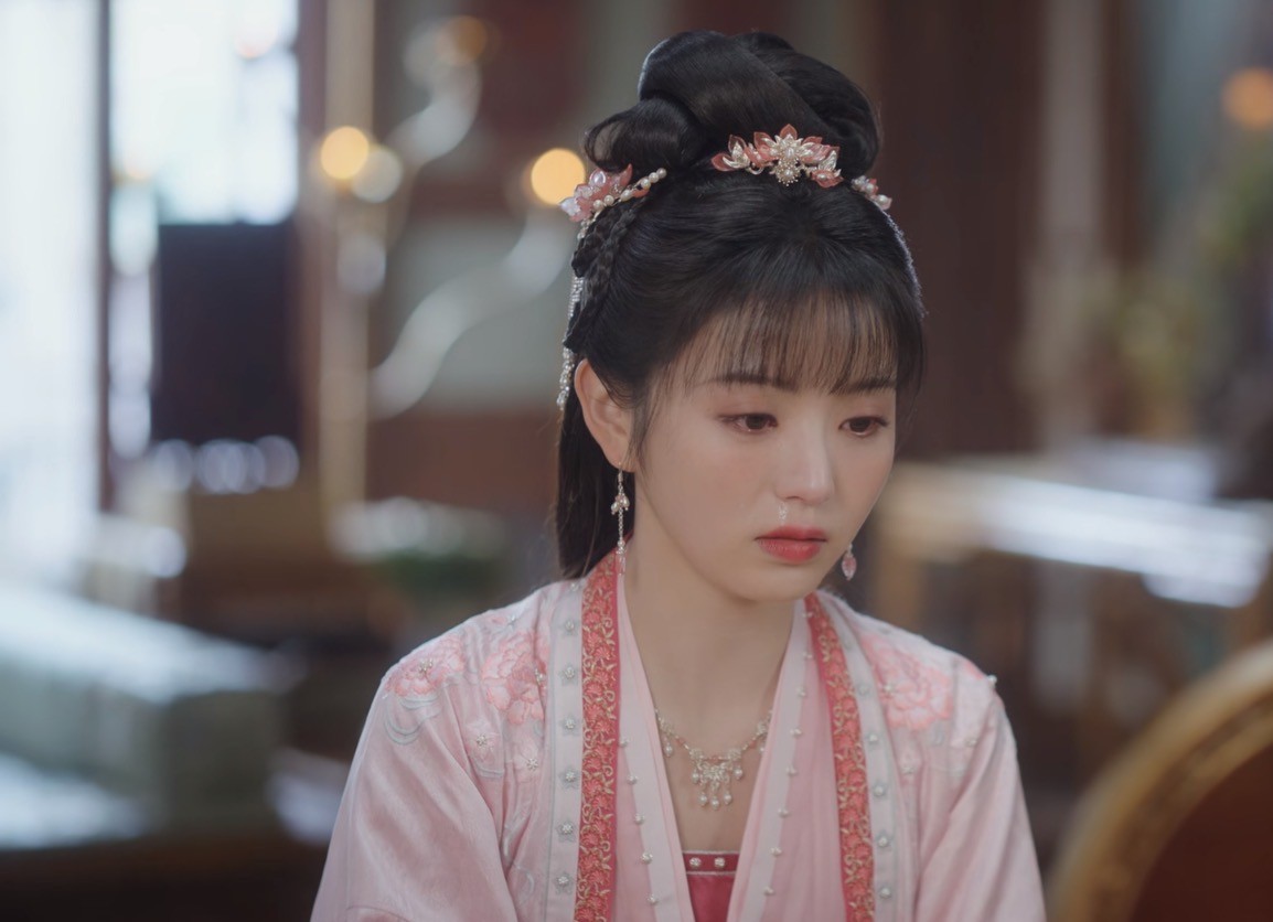 尹峥|对不起，我弃剧了，《卿卿日常》剧情越来越离谱，编剧真有你的