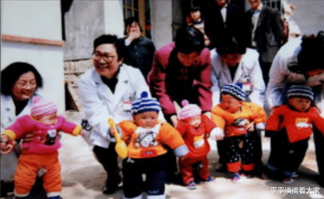 河北孕妇拼死生下五胞胎,20年后追悔莫及:一个都不该要,为何?