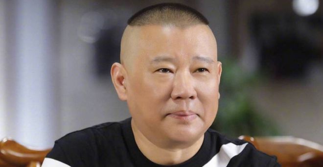 |郭德纲演出时打趣孔云龙：这孩子哪哪不好，最大特点就是非常结实