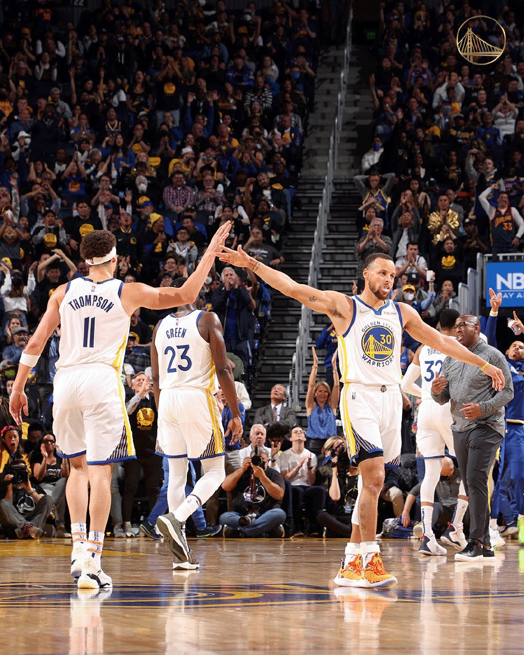 威金斯|老兵不凋零！NBA老将齐高光：34岁库里打破纪录 35岁霍福德秀隔扣