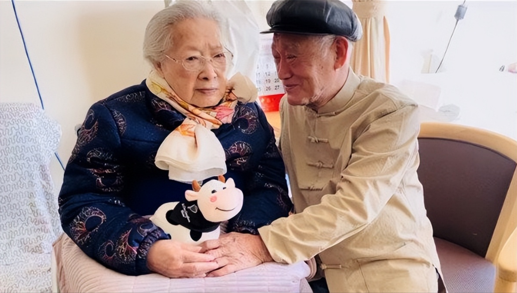 赵露思|著名演员秦怡:一代人的女神,命运曲折离奇,100岁终能安享晚年