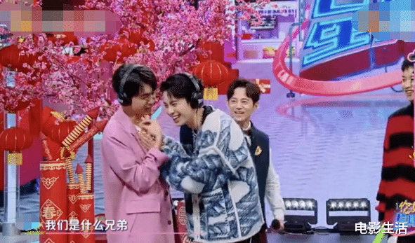 王鹤棣|《你好星期六》年度总结：王鹤棣领唱《泡沫》，蔡文静成搞笑担当