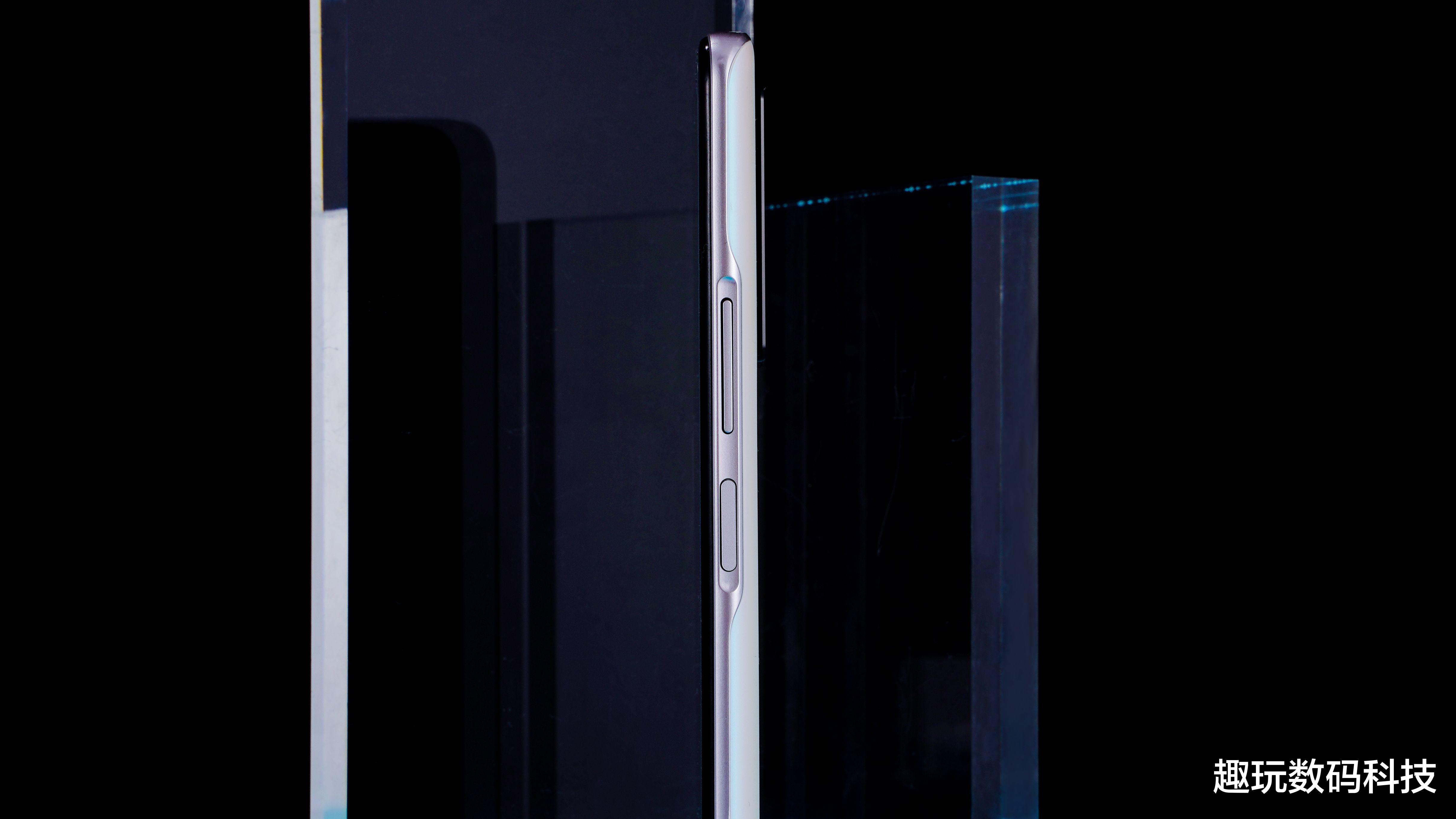 iqoo|这是你想要的千元机吗?iQOO Z5上手体验