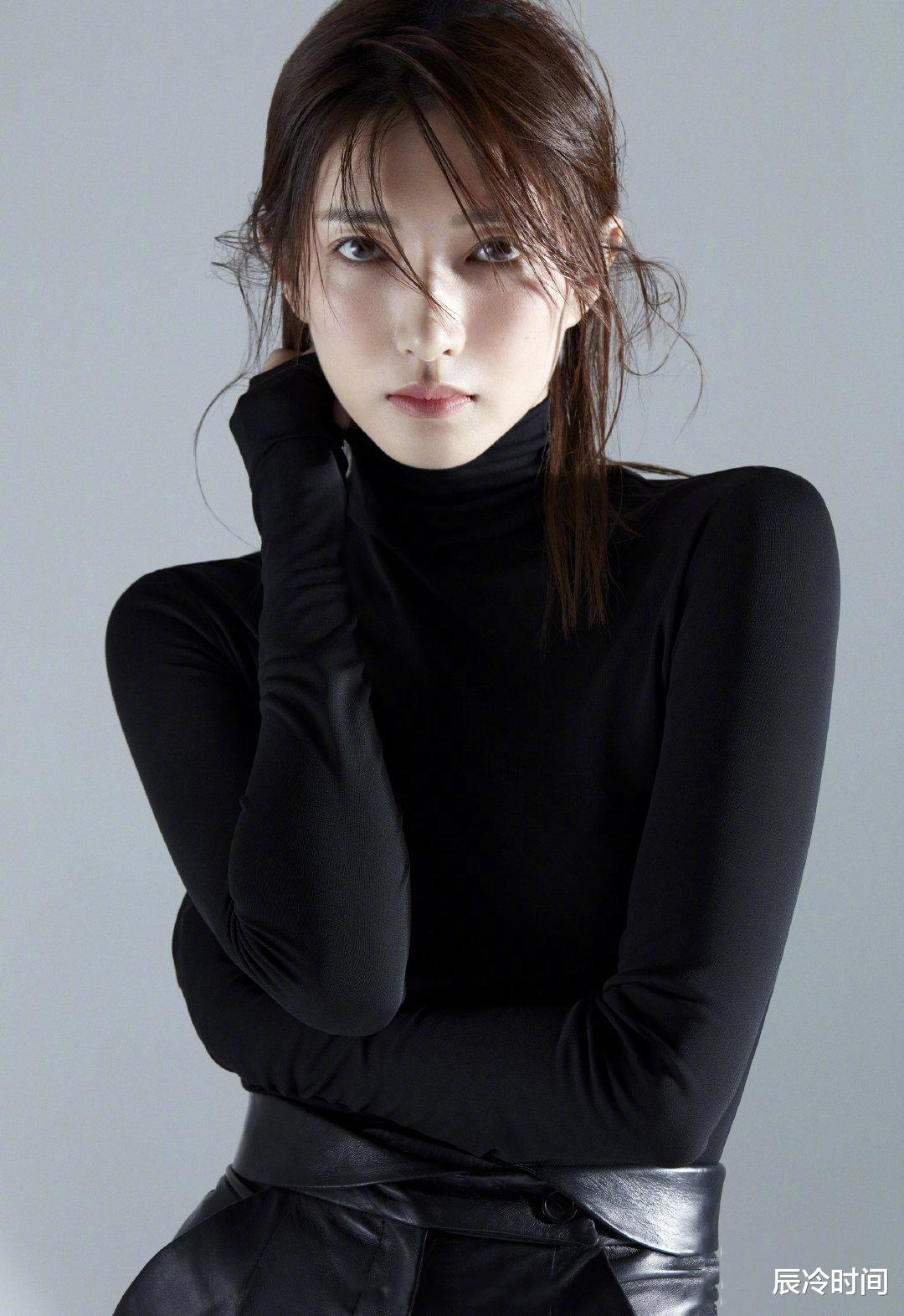 央视|江疏影感情之路坎坷，与胡歌分手之后，36岁仍然单身未婚