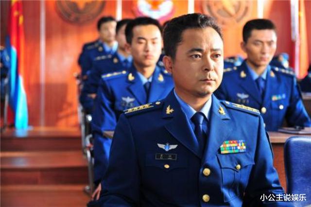 童星|曾是家喻户晓的童星，与妻子“姐弟恋”，如今58岁享正师级待遇