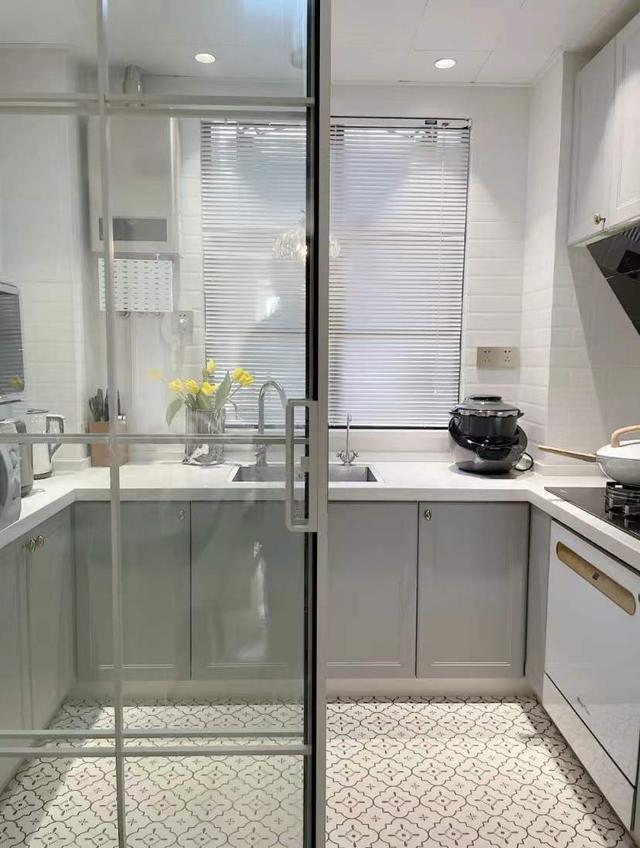 武汉发现一户人家的装修，那叫一个高级，拍照给大伙瞅瞅，超羡慕