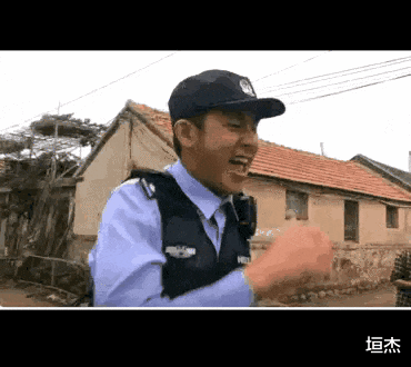 杨幂|假发假牙假皮肤，连屁股都是假的，这年头的明星只剩性别是真的了