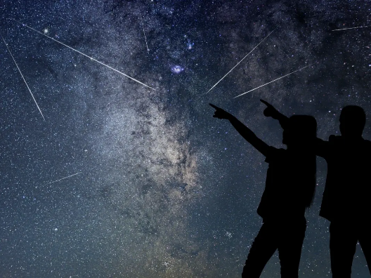 月底!罕见流星雨来袭!其数量或与狮子座流星雨极值相当?