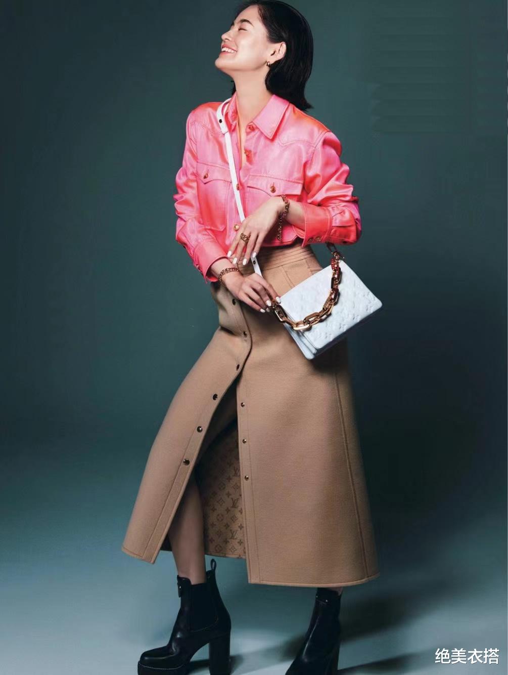 一身大牌包?俗气!聪明女人的“包包时尚经”,堪称穿搭教科书