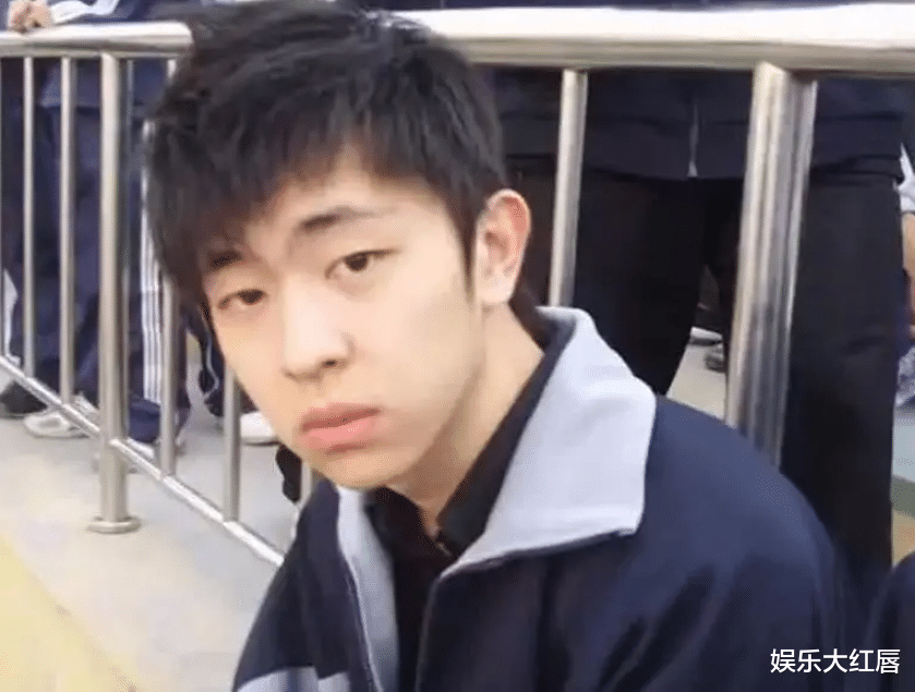 魏大勋|接二连三,失德艺人邓伦逃税被查,罚款一个小目标