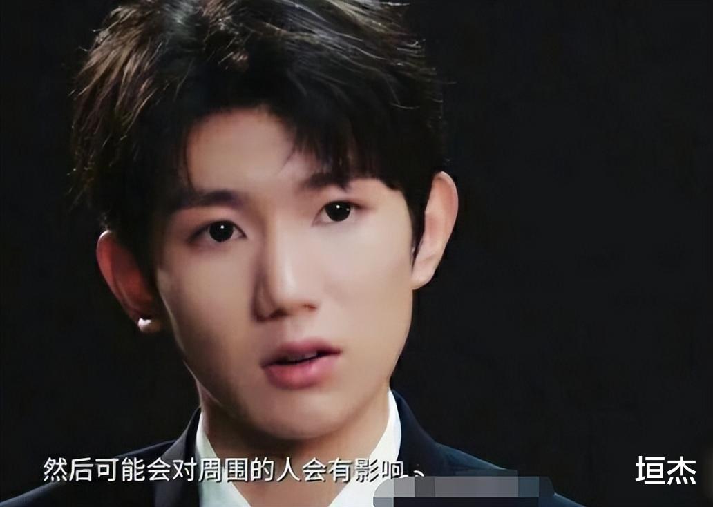 姐姐|浪姐聚会被拍到室内抽烟，结果无人塌房？