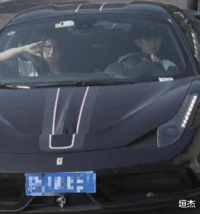 吉娜·爱丽丝|不遵守交规、身边女孩不断，作品口碑下滑：张一山，你要撑住啊