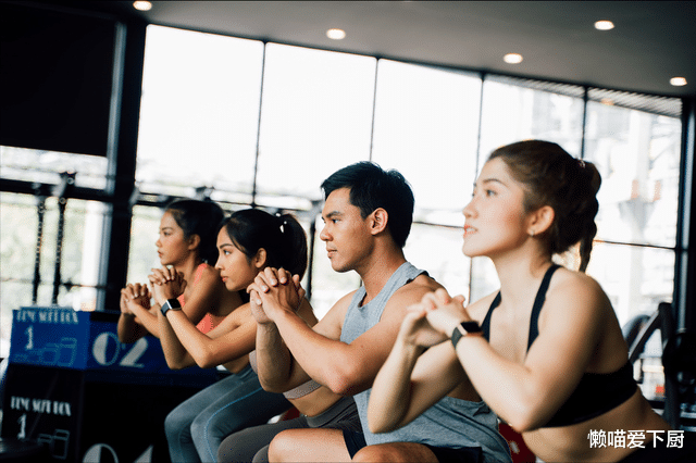 脑出血|秋天易伤“阳气”，建议男人：多吃4样，少做2事，补足营养精力旺