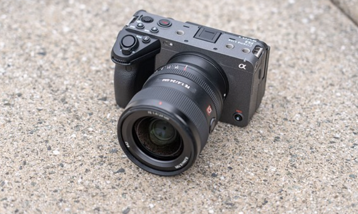 机器人|动手操作索尼 FX3 电影摄影机