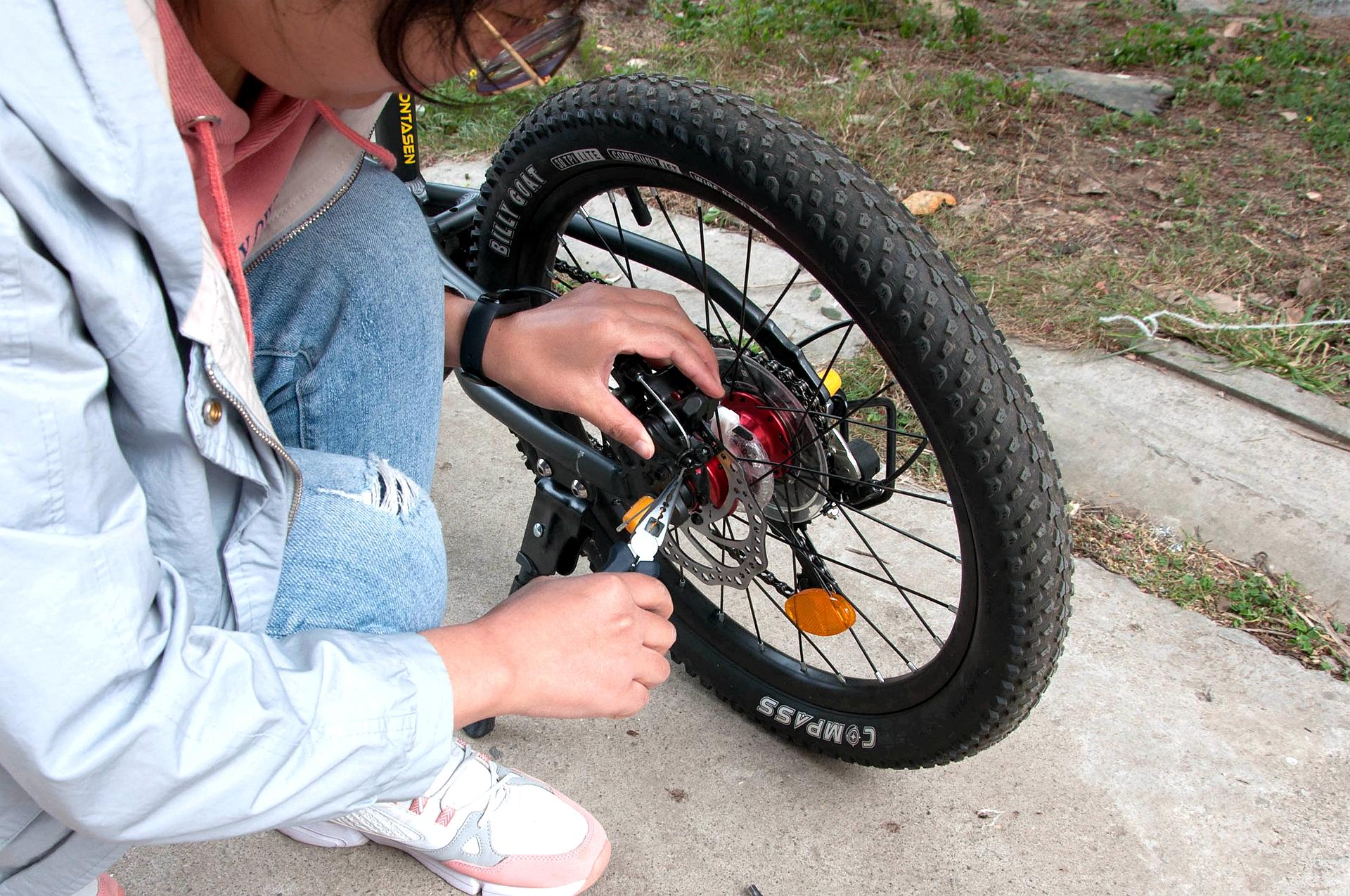 新家必入,满足日常拆装需求,小猴精工家用工具箱评测