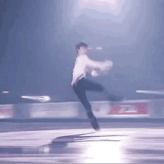 李冰冰|羽生结弦的逆天操作又来了！手都没碰冰面，是怎么站起来的？