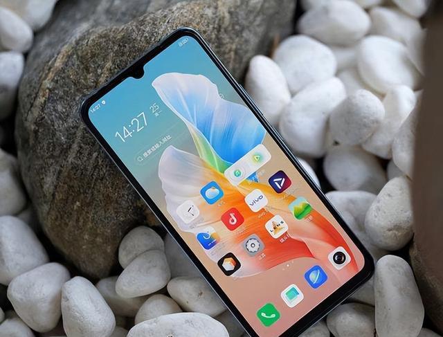 |不建议入手的三款中端机，公认的“高价低配”，却还是有人踩坑！