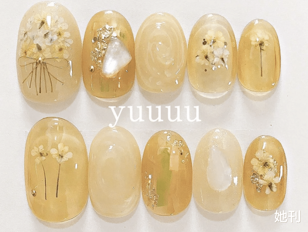 美甲 全网都在夸杨幂这个照片美,开春爆款已经预定