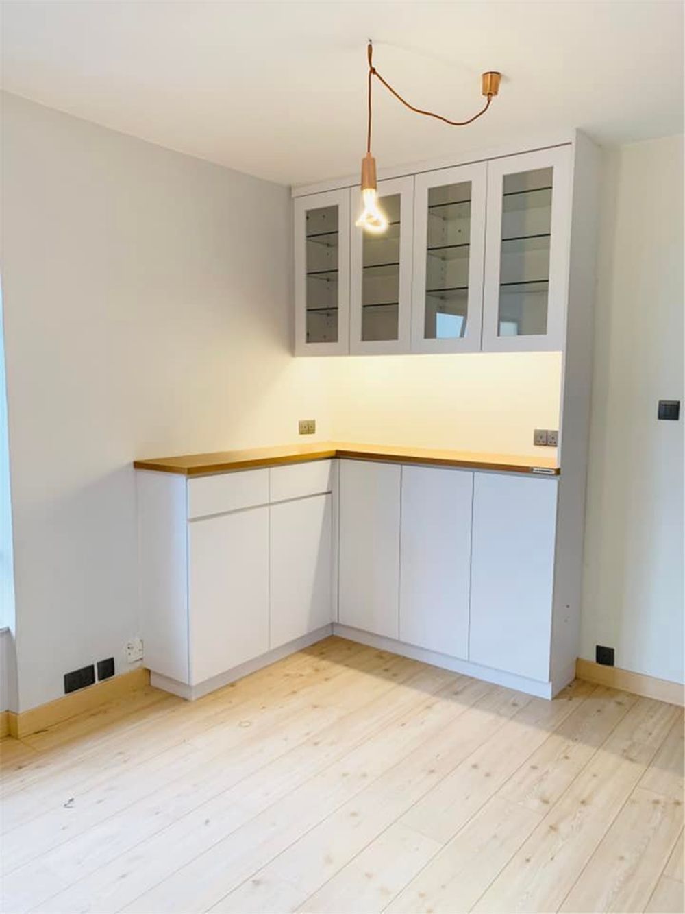 香港37㎡“廉价”小户型,1989年两室一厅老房,网友:明亮通透