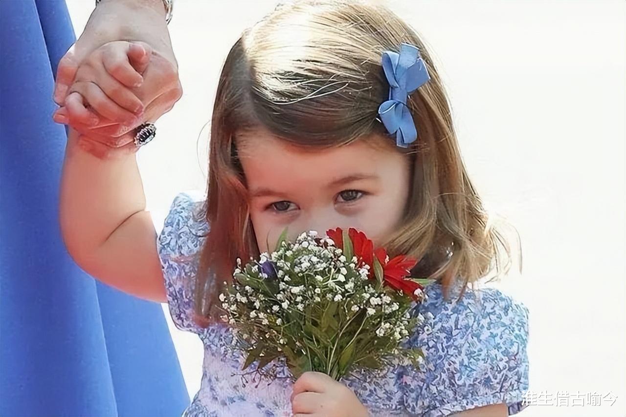 夏洛|身家50亿美金的夏洛特多努力？2岁学骑马，3岁学芭蕾舞，4岁上学