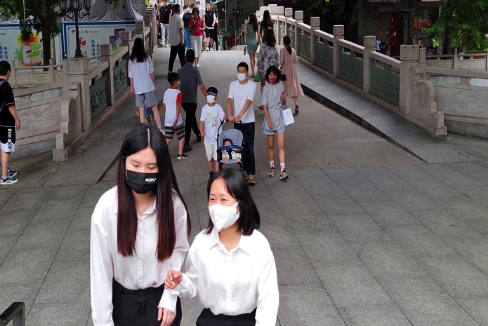 广州市|中国南方一座繁华的大都市，魅力十足，有许多美女