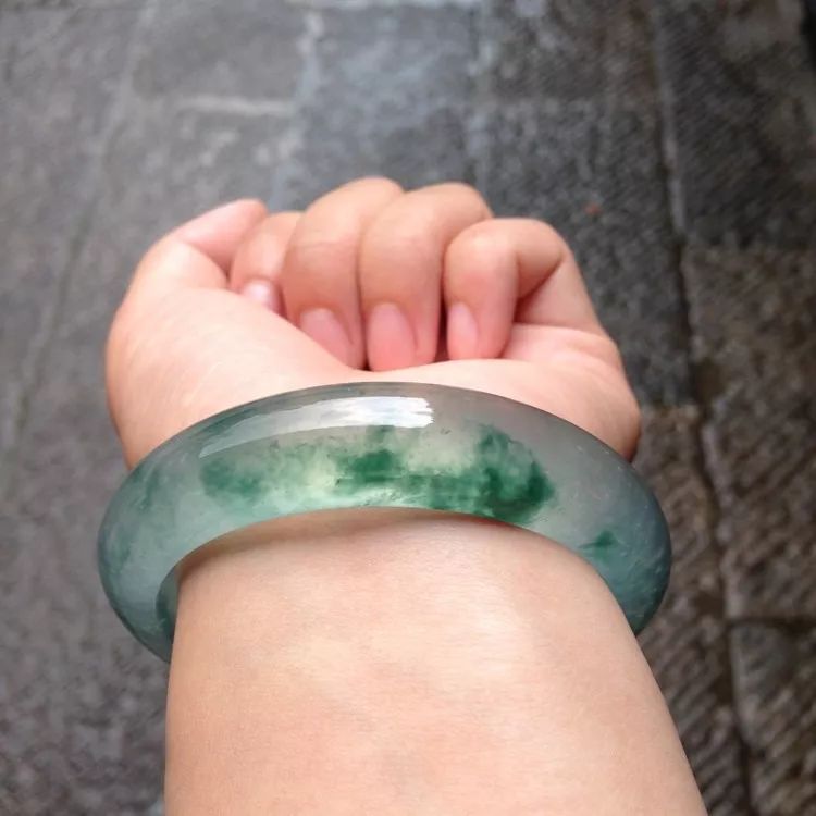 翡翠|白雾翡翠也很美