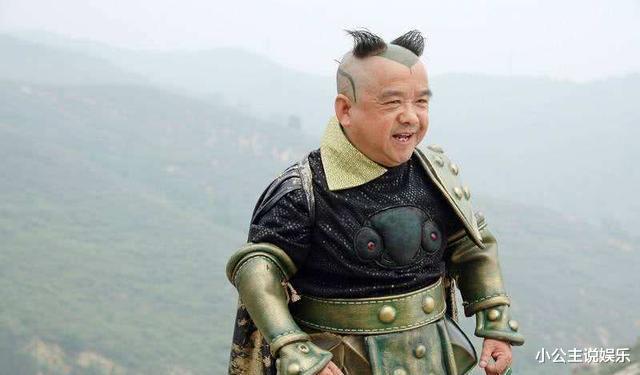 陈三木|“中国第一矮星”陈三木，身高仅1.28，4段婚姻全是娶“小娇妻”