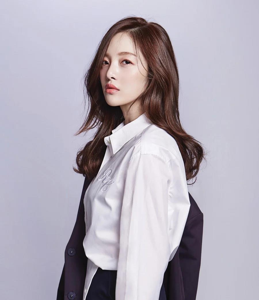 黄宝拉|韩女星黄宝拉今日大婚,与影帝河正宇弟弟十年恋爱长跑终成眷属!