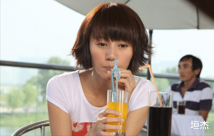 谢楠|9位情史干净的内地女星,把生活过成偶像剧,有人与初恋相守47年