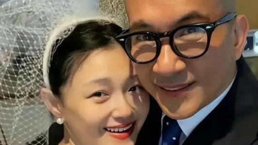 具俊晔|大S具俊晔将无法一起跨年，具俊晔自爆行程，网友称像吸血鬼一样