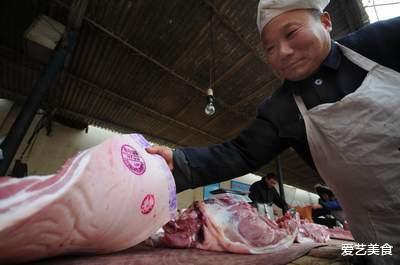 过年买猪肉，选红色章还是蓝色章？差别可大了，学会别乱买