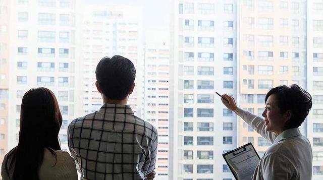 无论1栋楼有几层，买房时，都请牢记“2选5不选”原则，为什么？