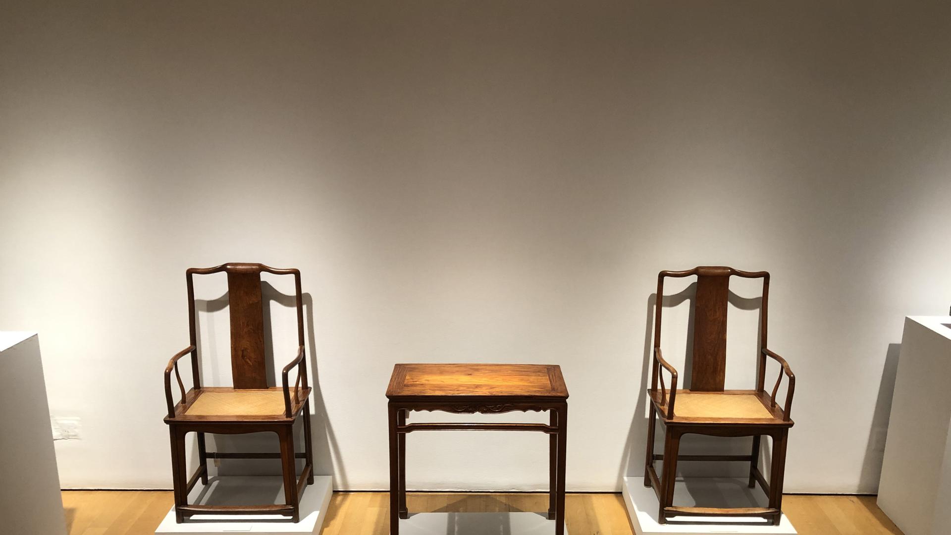 |宽度减半、焕然一新，黄花梨收藏中少有的桌型